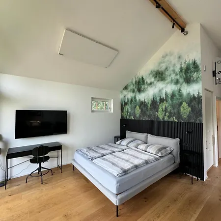 Superior Tiny Apartment Linz